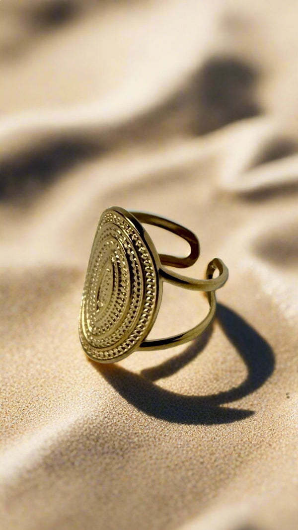 Gold Athena’s Embrace Ring